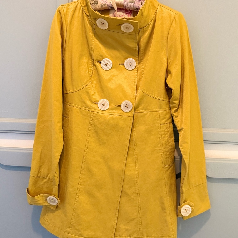 Yellow Double-Breasted Coat with White Buttons